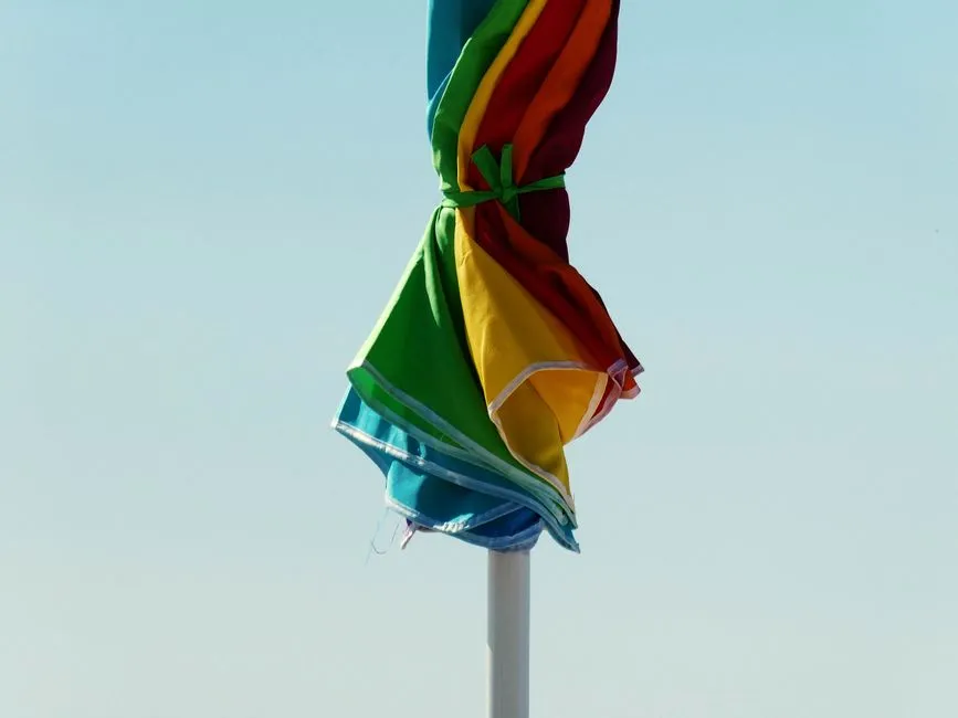 When to Bring the Umbrella Down Entirely (Image Credits: Pexels)