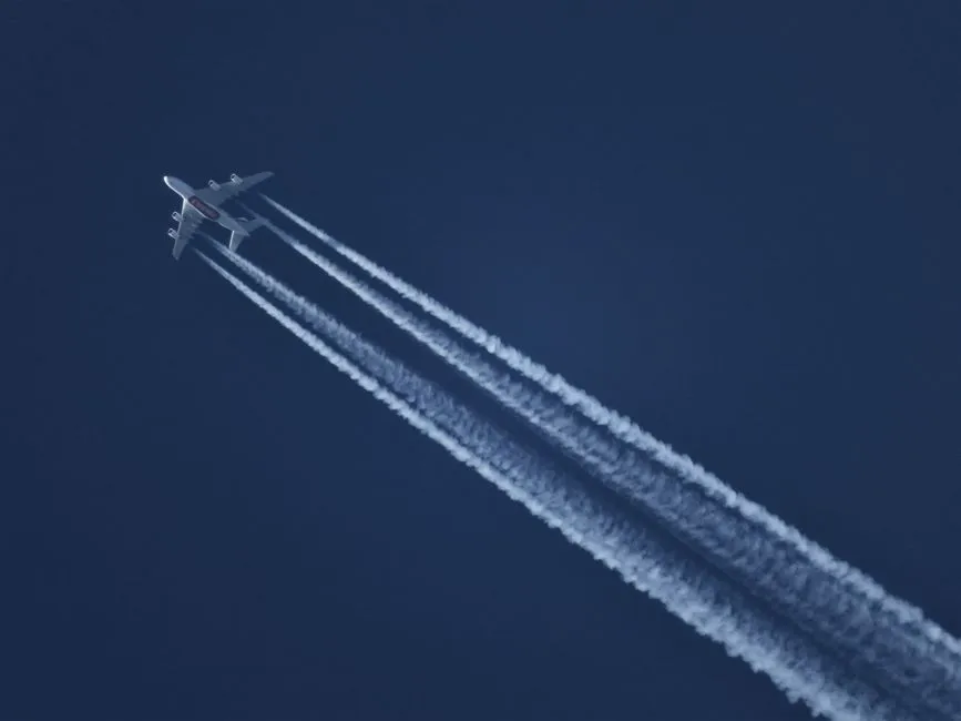 The Role of Engine Exhaust (Image Credits: Pexels)