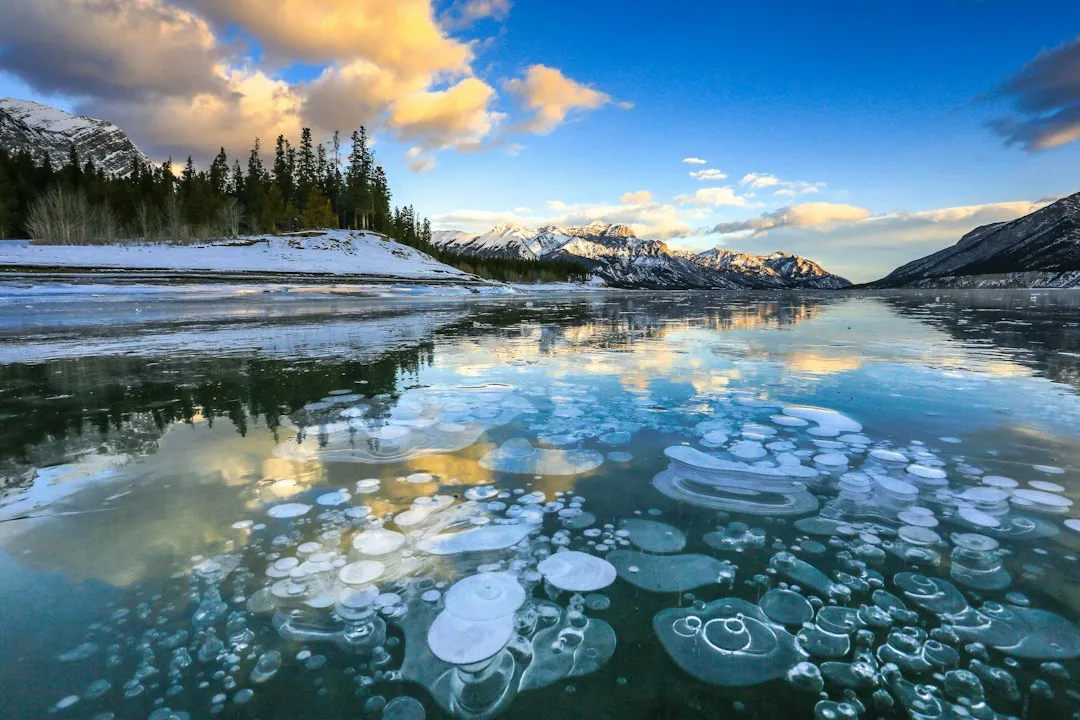 What This Lake Quietly Teaches Us (Image Credits: Unsplash)