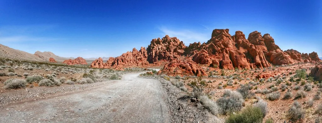 The Route Itself: Scale and Silence (Image Credits: Rawpixel)