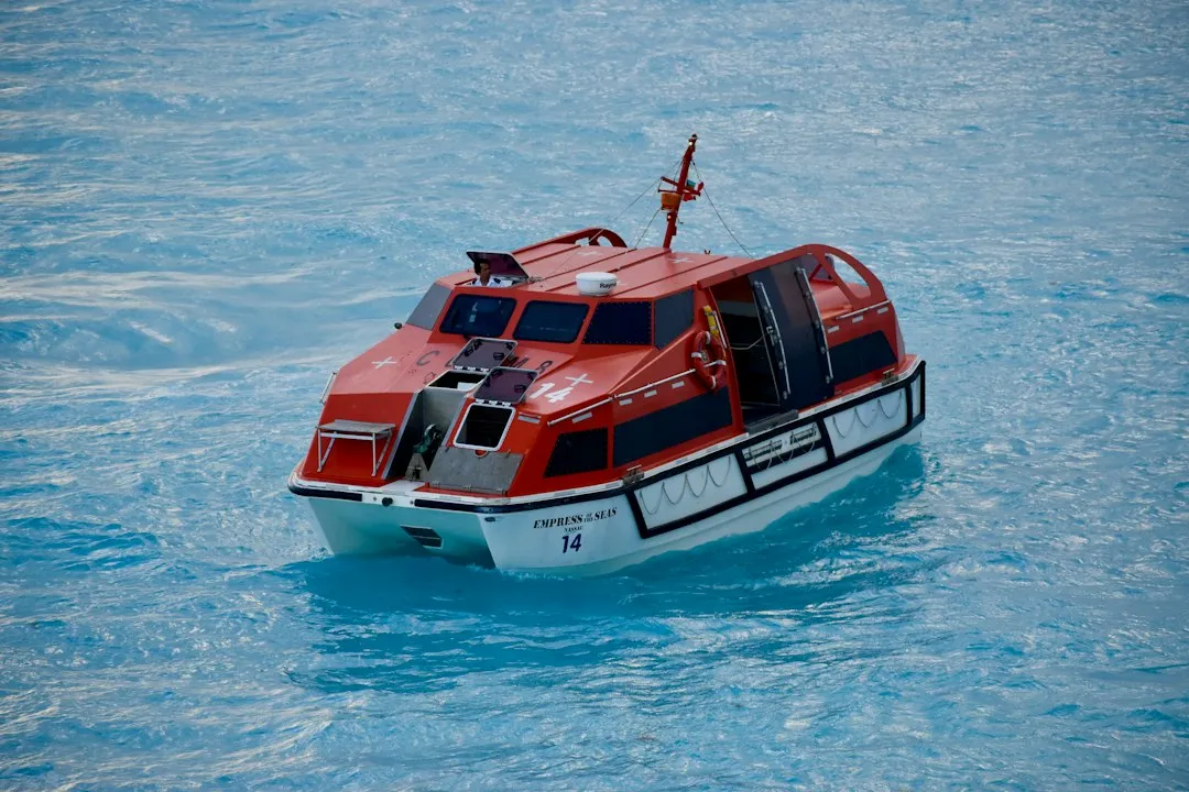 What Tender Boats Actually Are (Image Credits: Unsplash)