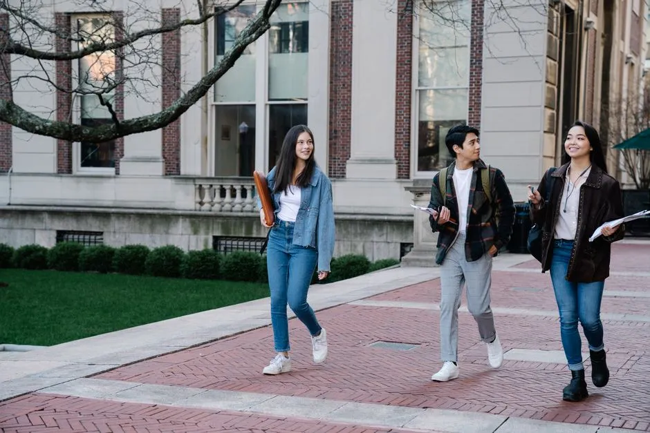 University Family Weekends Fill Every Room in Town (Image Credits: Pexels)