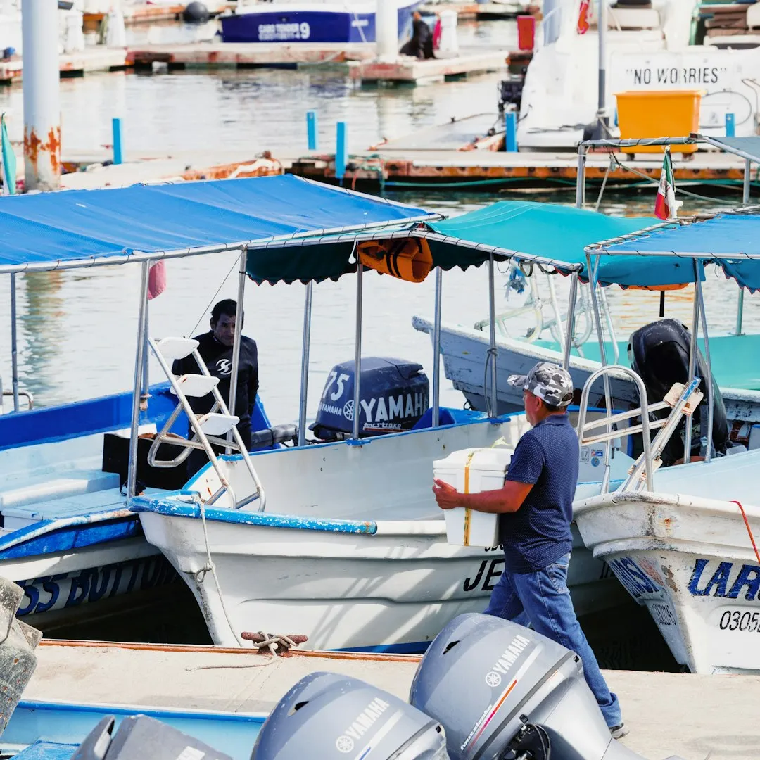 The One Question Dockhands Say Changes Everything (Image Credits: Unsplash)