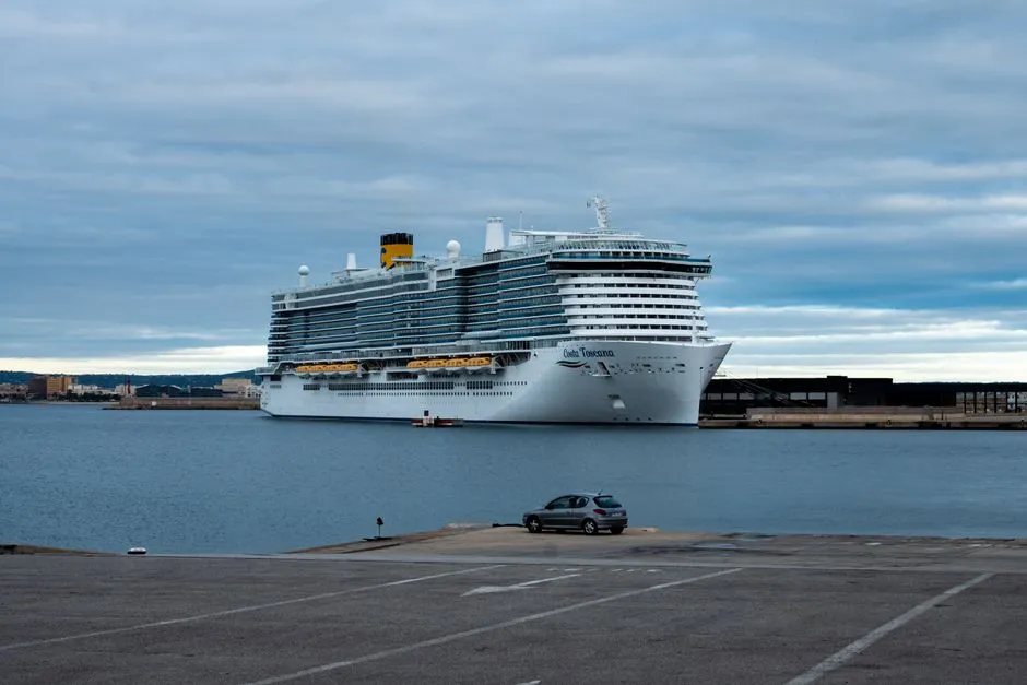 9. Stay Flexible on Cabin Category and Departure Port (Image Credits: Pexels)