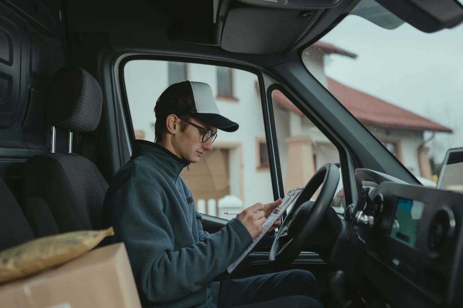 Before You Leave: One Last Check (Image Credits: Pexels)