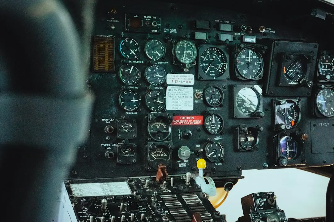 The Pilot's Position Affects What You See From Every Seat (Image Credits: Unsplash)