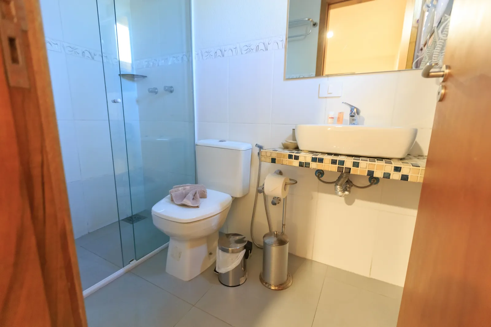 Does My Room Have a Private Bathroom? (Image Credits: Pexels)