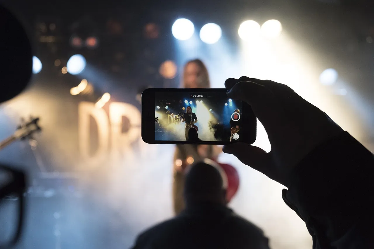Live Music Every Single Weekend (Image Credits: Pixabay)