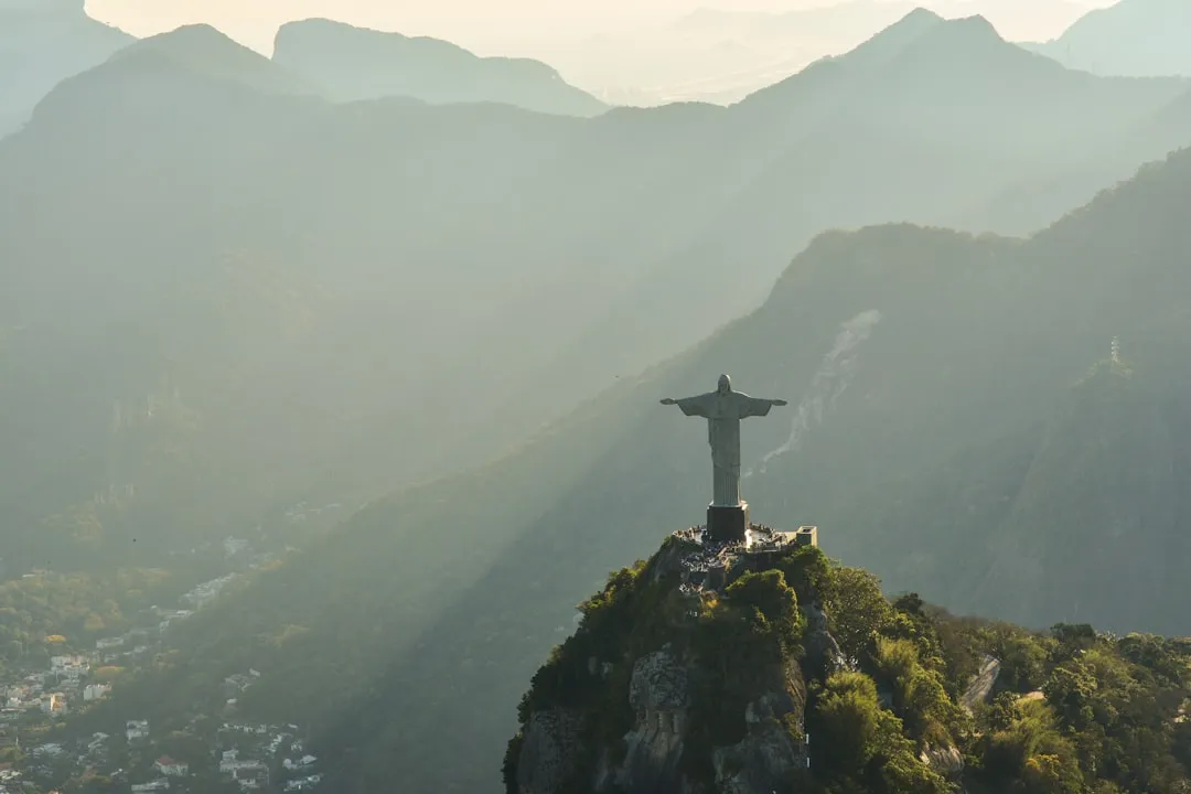 Brazil: Where a Gift Can Look Like a Bribe (Image Credits: Unsplash)