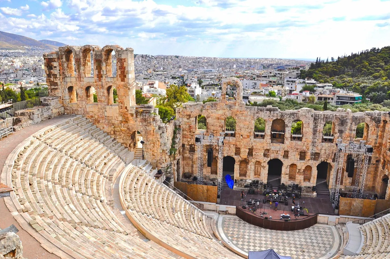 The Responsible Way to Explore Athens (Image Credits: Pixabay)