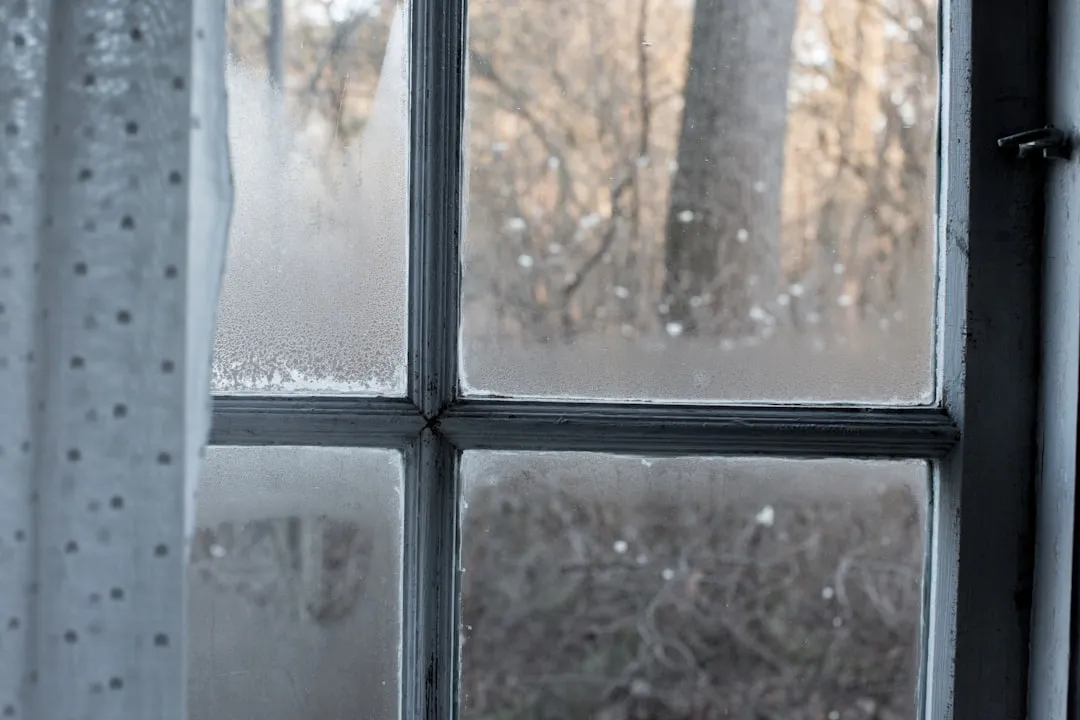 Radiant Cold from Surfaces Isn't Captured by Any Thermostat (Image Credits: Unsplash)