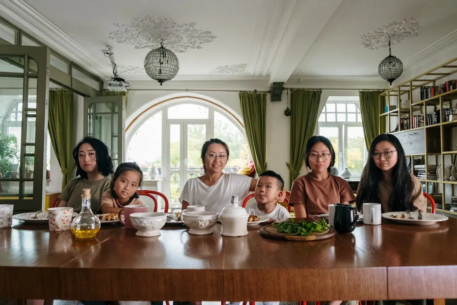 The Quiet Case for Eating Together Again (Image Credits: Pexels)