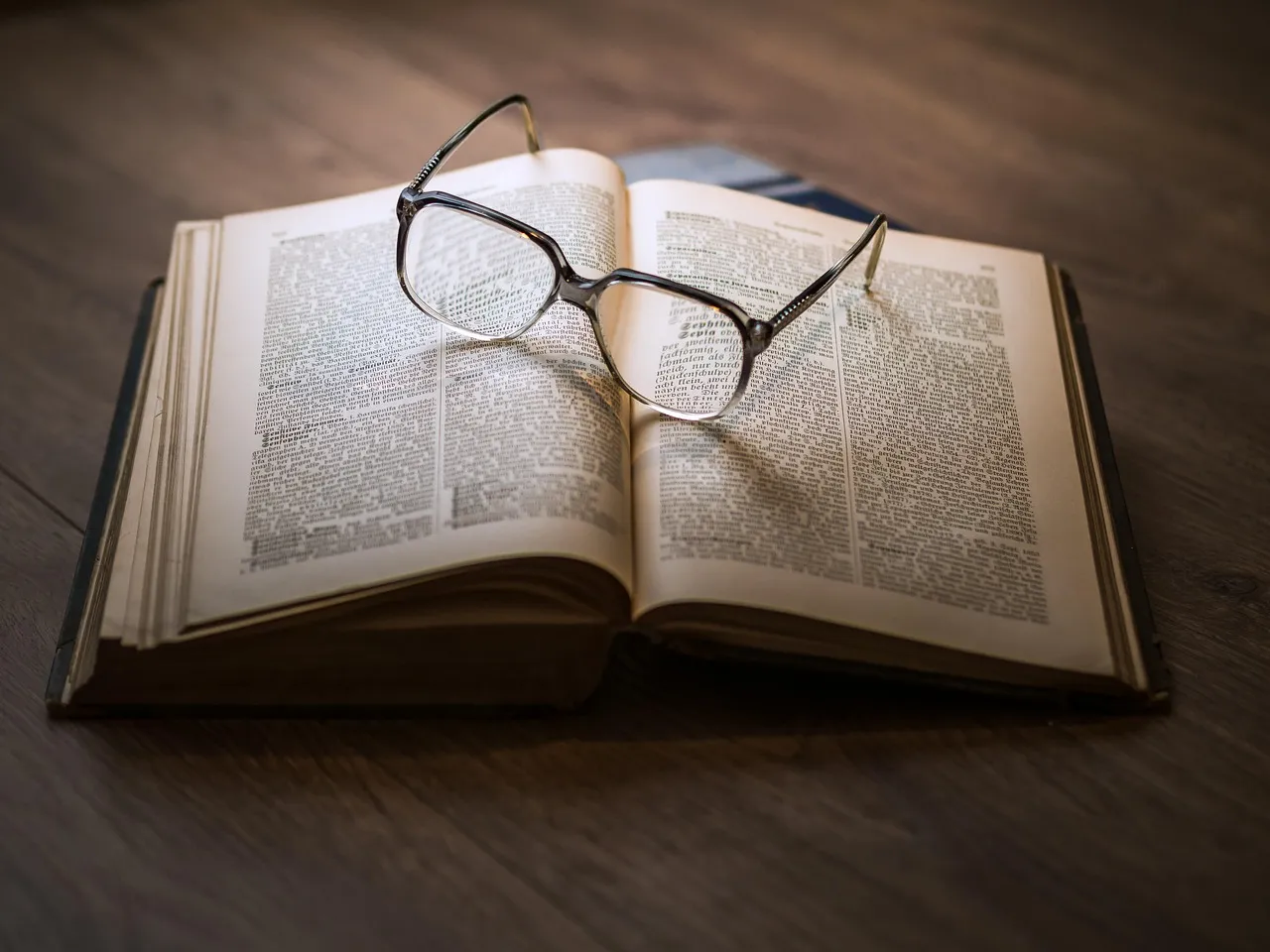 6. The Vinohrady District's Literary Courtyards (Image Credits: Pixabay)