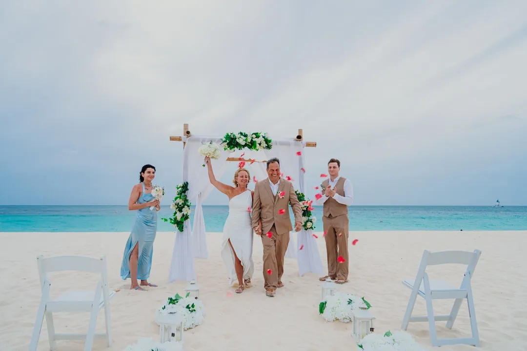 The Welcome Party, the Excursion, the Farewell Brunch (Image Credits: Unsplash)