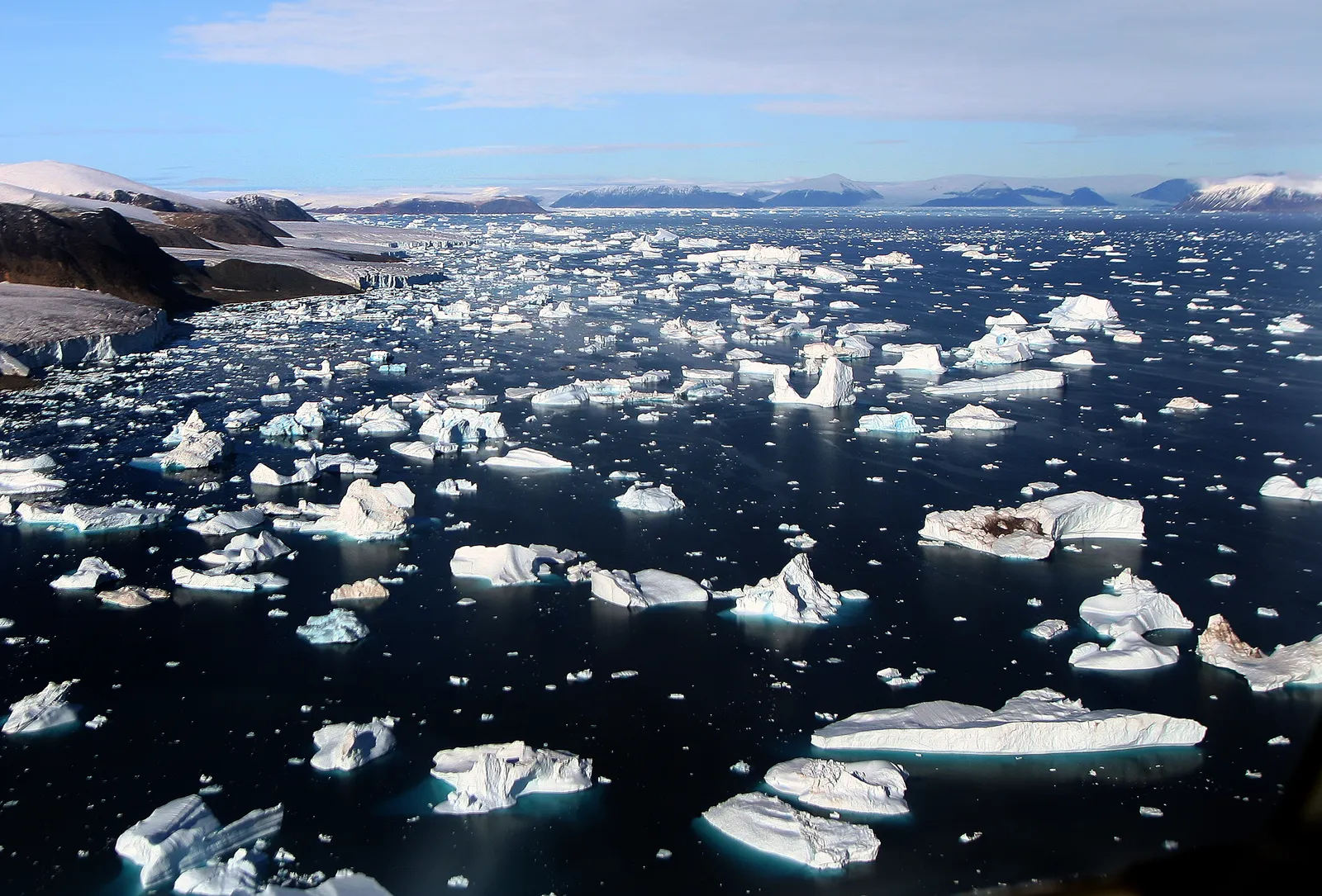 The Long, Slow Journey South (By Brocken Inaglory, CC BY-SA 3.0)