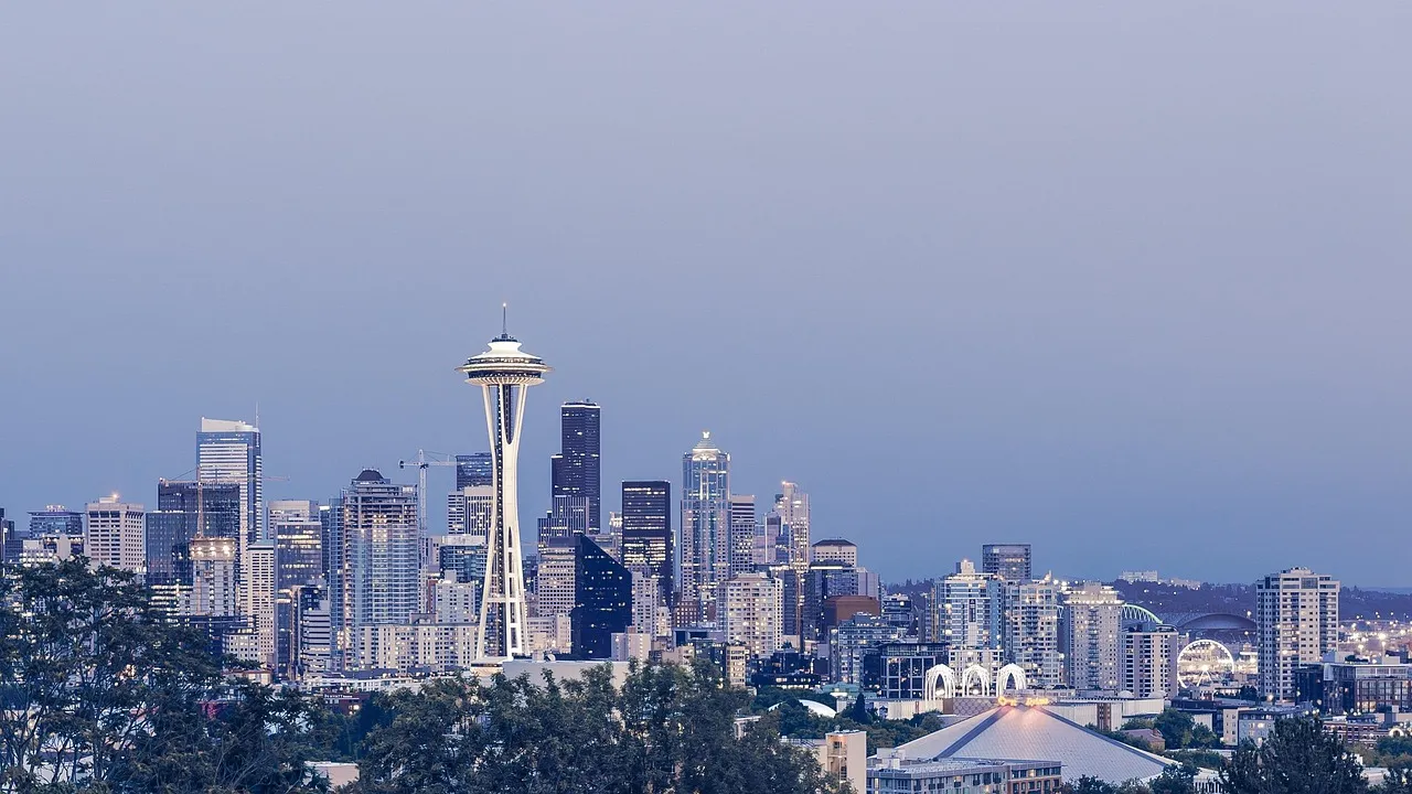 A Neighborhood Still Shaped by Its Buried Half (Image Credits: Pixabay)