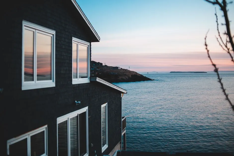 Pisces (February 19 – March 20): The Dreamy, Waterside Retreat (Image Credits: Pexels)