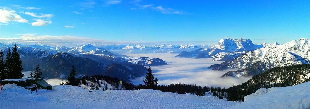 4. Alpine Landscapes That Work in Every Season (Image Credits: Flickr)