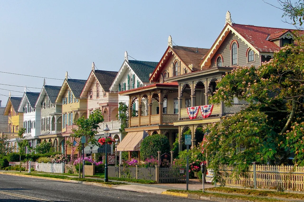 Tourism, Economy, and the Living Town (Image Credits: Pixabay)