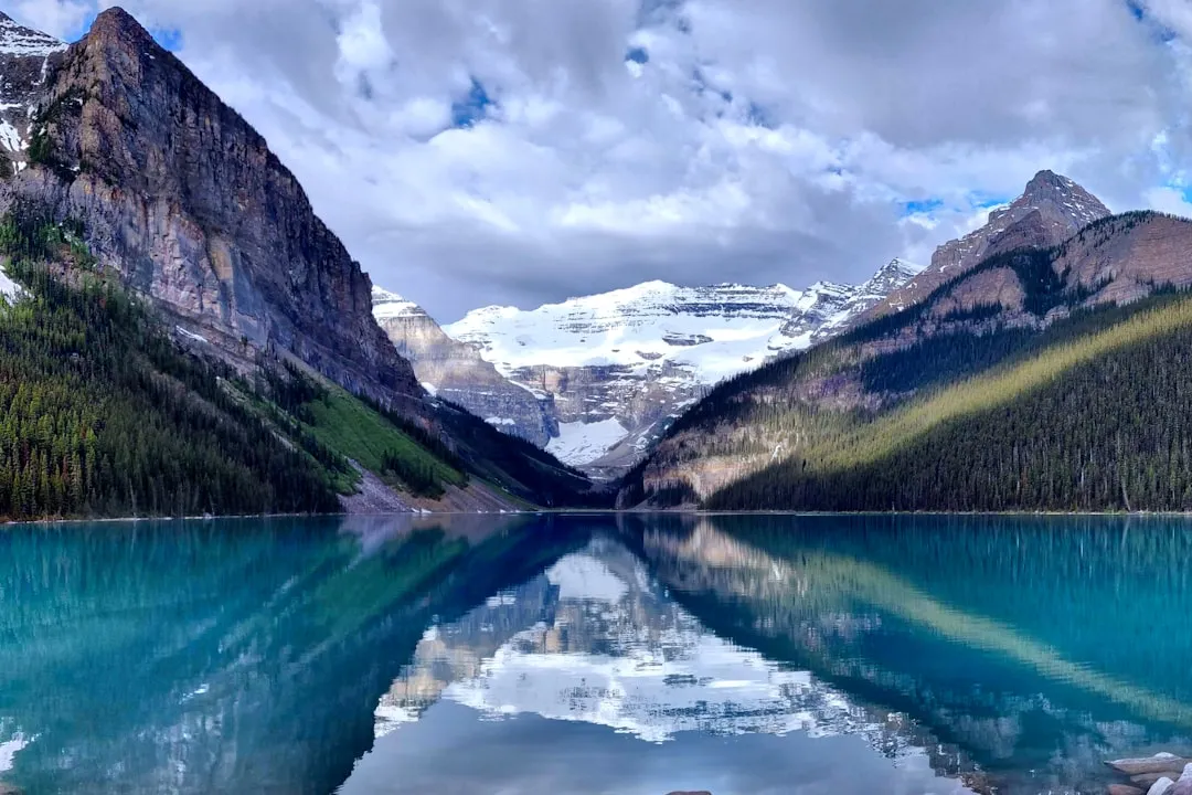 Lake Louise: The One That Started It All (Image Credits: Unsplash)
