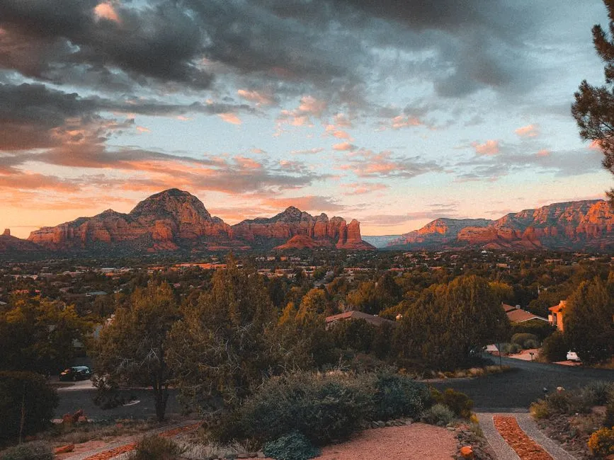 Payson: The Mountain Creek Town Most Phoenicians Overlook (Image Credits: Pexels)