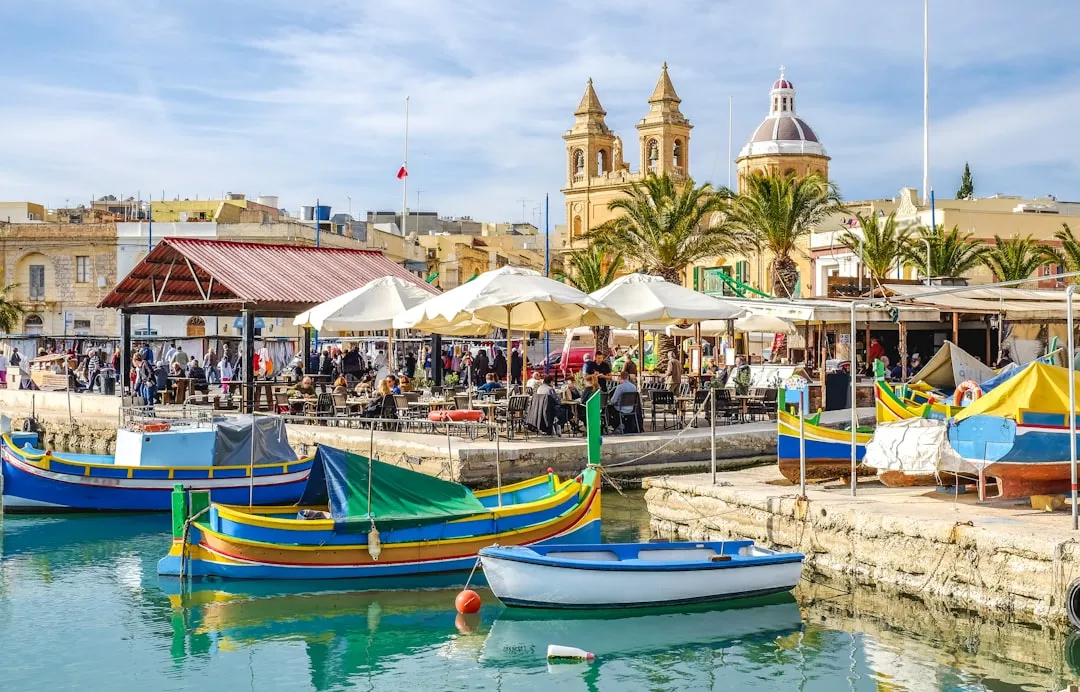 3. An Official Language That Makes Travel Remarkably Easy (Image Credits: Unsplash)