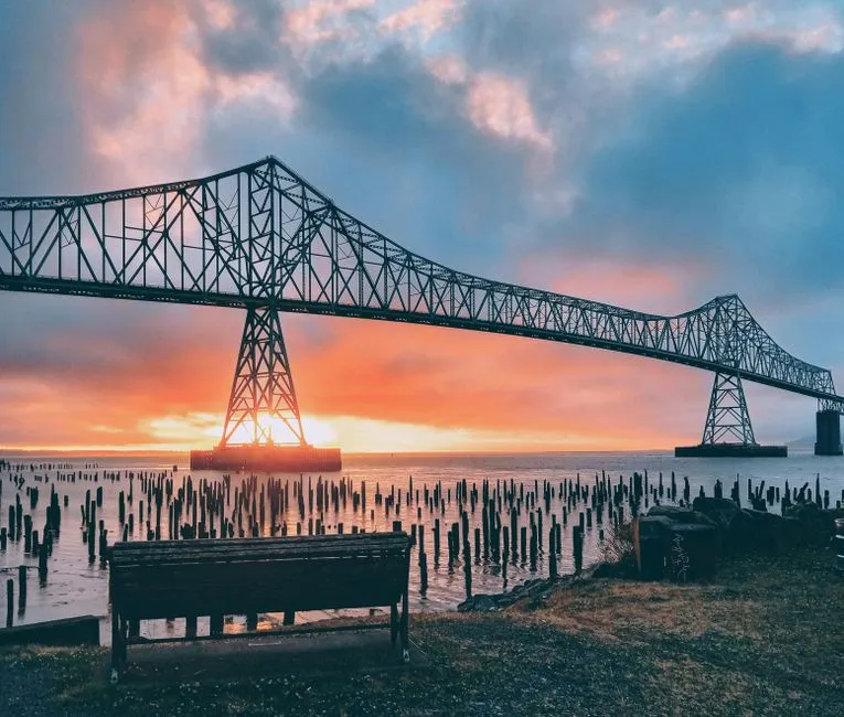 Astoria: History at the Top of the Map (Image Credits: Pexels)