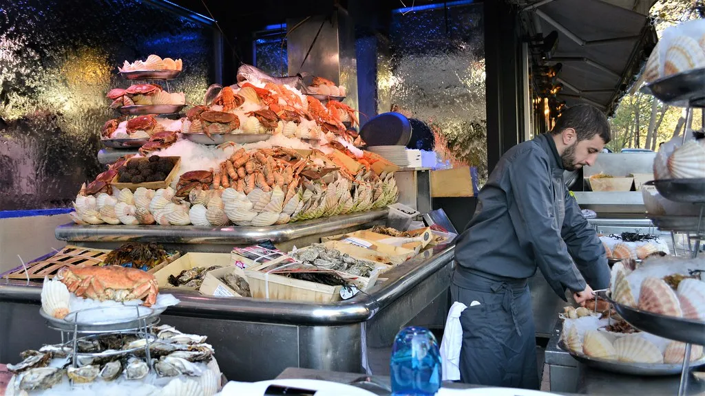 Beyond Seafood: More Range Than You'd Expect (Carl Campbell, Flickr, CC BY 2.0)