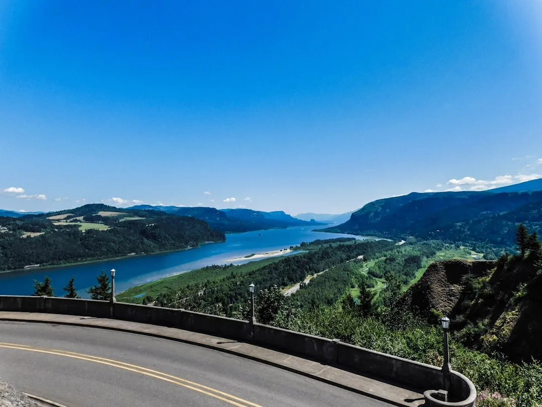 The Drive Itself Is Worth the Trip (Image Credits: Unsplash)
