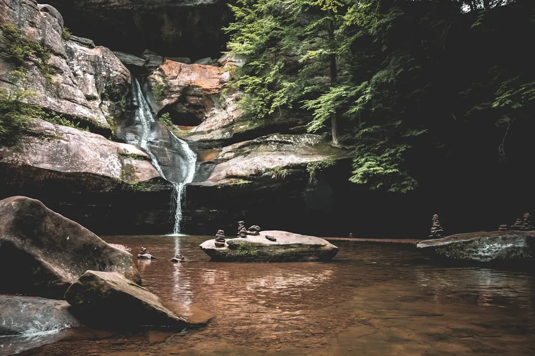 The Natural Landscape: Ancient, Dramatic, and Unlike Anything Else in Ohio (Image Credits: Unsplash)