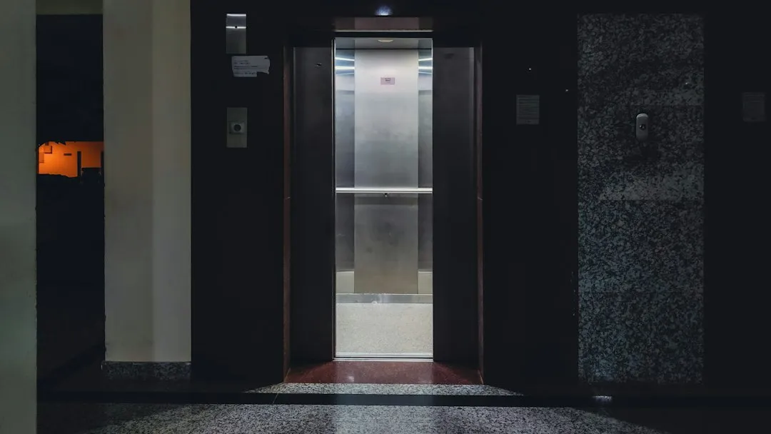 Door Interlock Problems Are the Most Common Culprit (Image Credits: Unsplash)