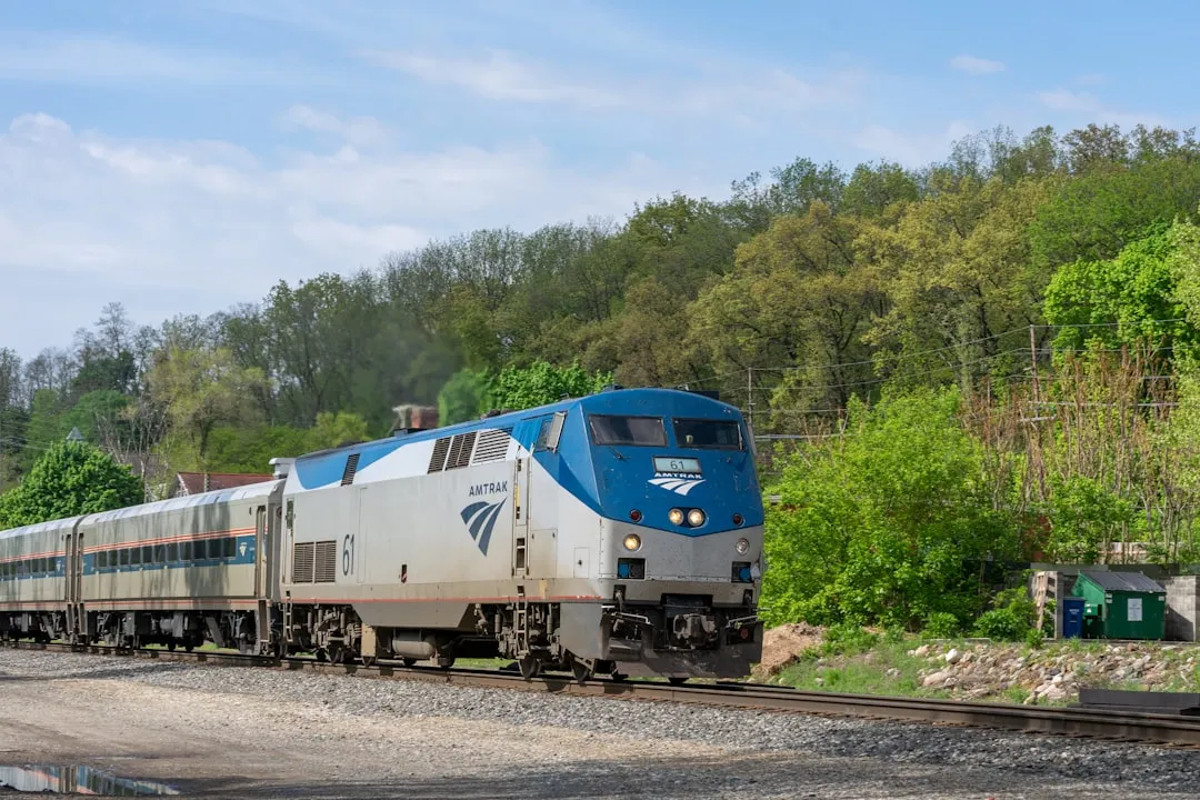 The Empire Builder: Following the Frontier Spirit North (Image Credits: Unsplash)