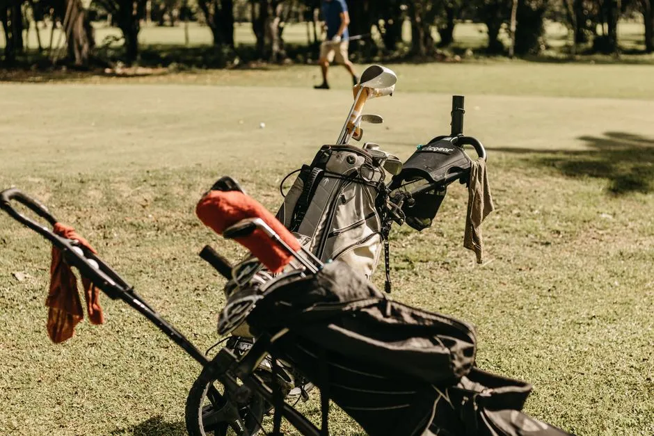 Respect the Caddie's Course Knowledge Above Your GPS (Image Credits: Pexels)