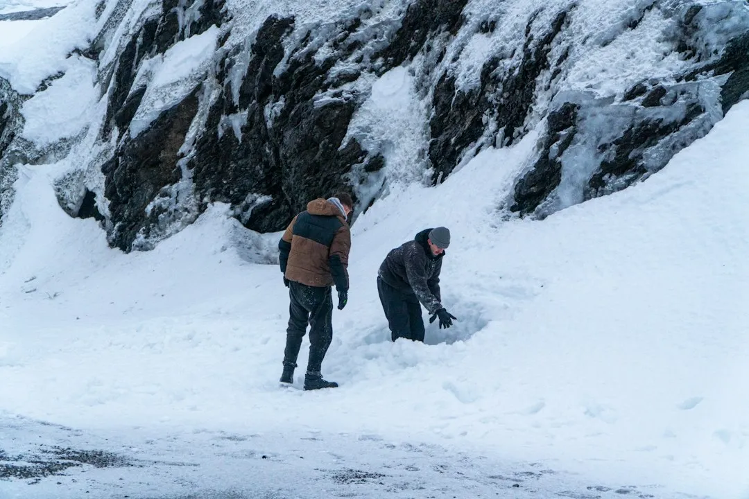 The Tradition of Ice Carving at Sea (Image Credits: Unsplash)