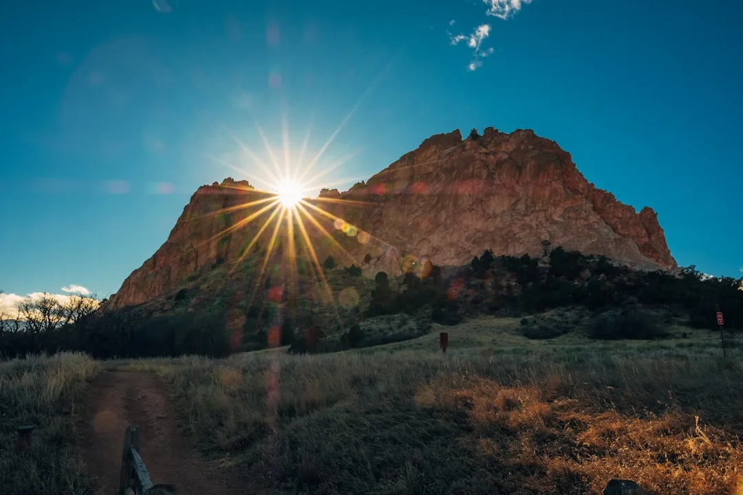 Zion: Rangers Advise Starting Before 8 a.m. in Summer (Image Credits: Unsplash)