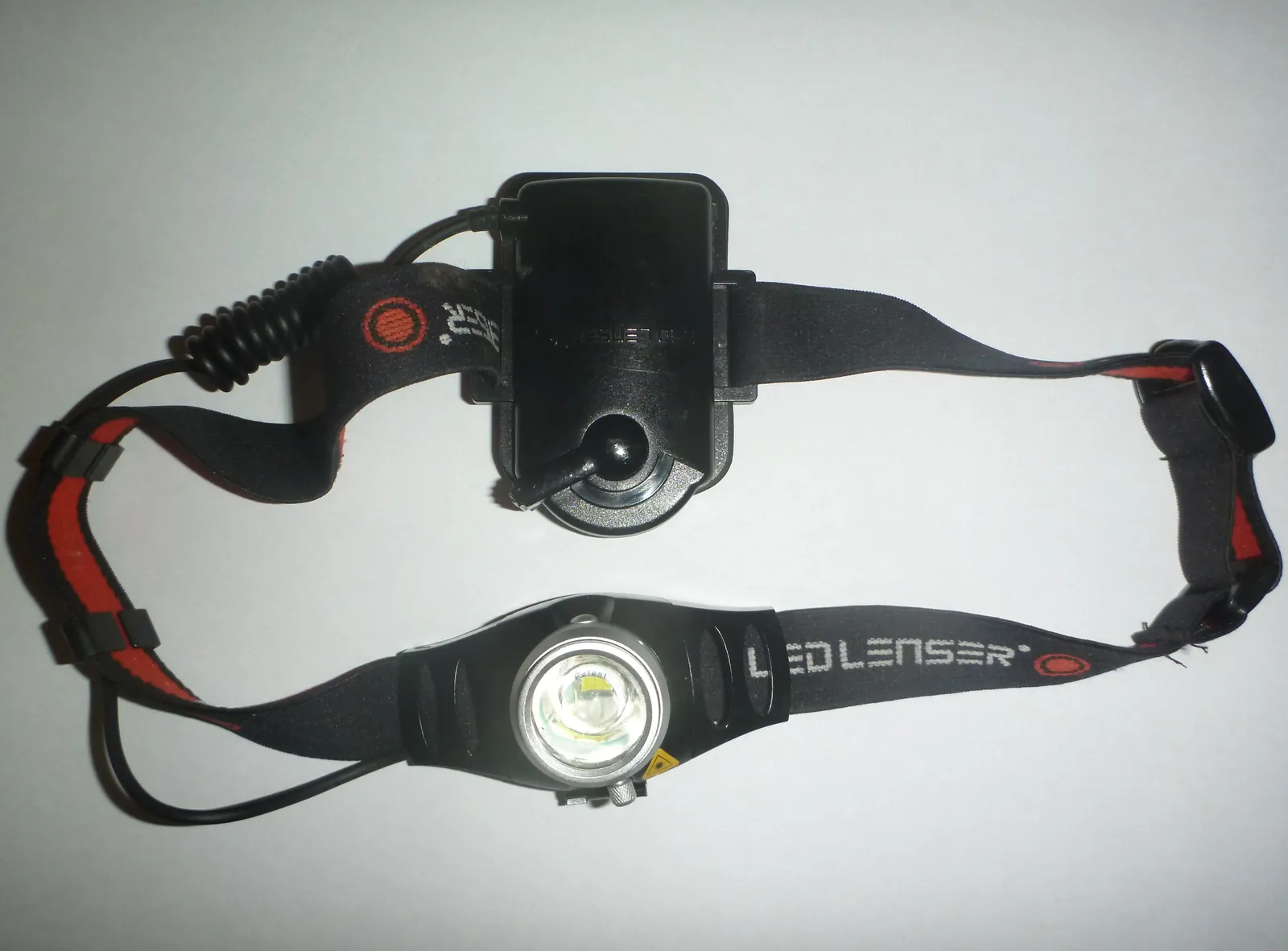 Lumens, Runtime, and What the Specs Actually Tell You (By Wusel007, CC BY-SA 3.0)