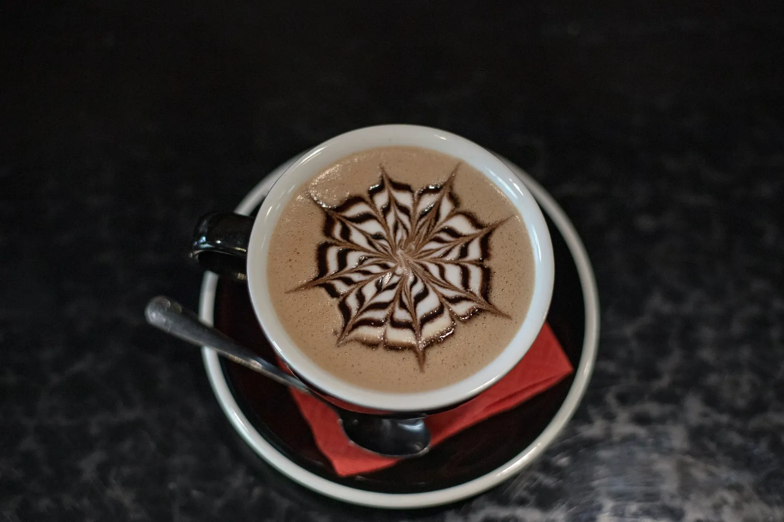 The Coffeehouse as Vienna's Living Room (By Mostafameraji, CC BY 4.0)