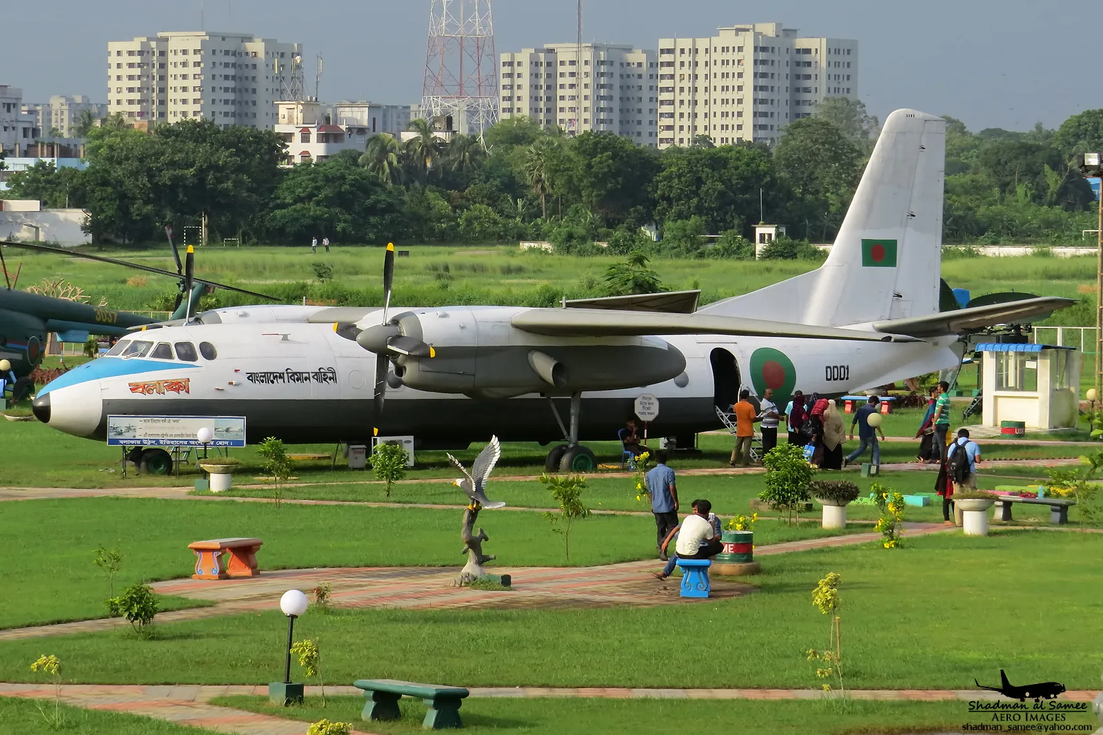 How Often Do Airlines Actually Repaint? (Samee55, Flickr, CC BY-SA 2.0)