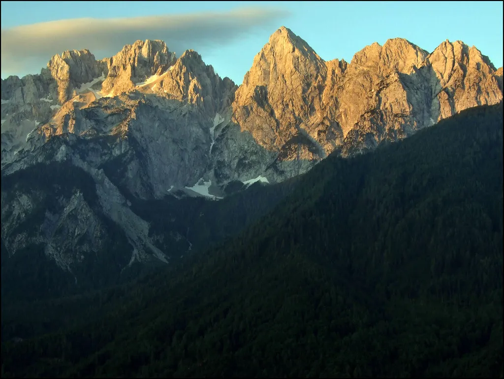 An Alpine Landscape That Rivals the Best in Europe (ufoncz, Flickr, CC BY 2.0)