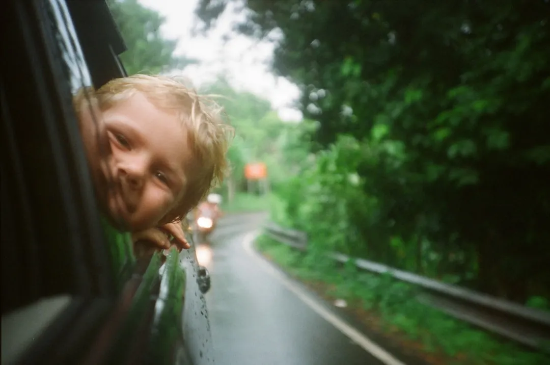 Understanding How Long Kids Can Actually Sit Still (Image Credits: Unsplash)