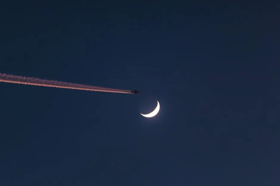 The Moon Rules the Memory (Image Credits: Pexels)