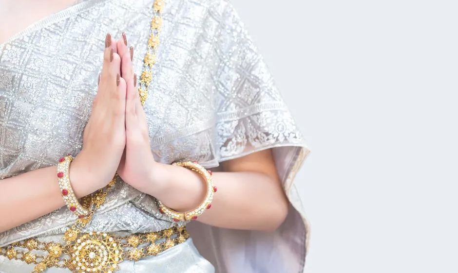Thailand: The Wai and Its Unwritten Hierarchy (Image Credits: Pexels)