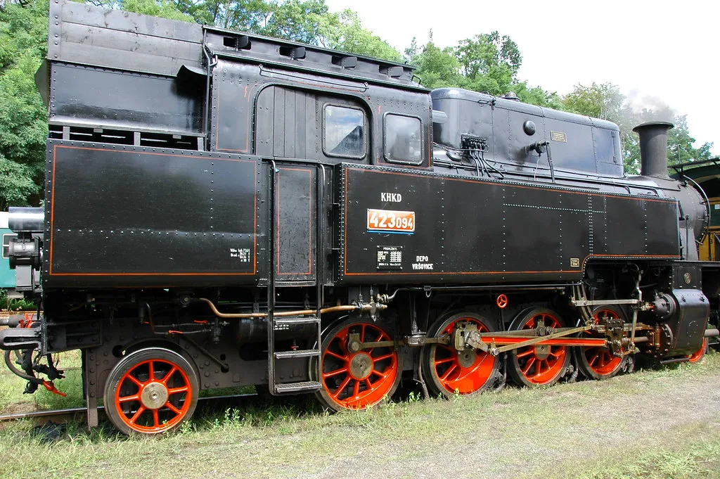 Steam Locomotives That Never Really Retired (tee.kay, Flickr, CC BY-SA 2.0)