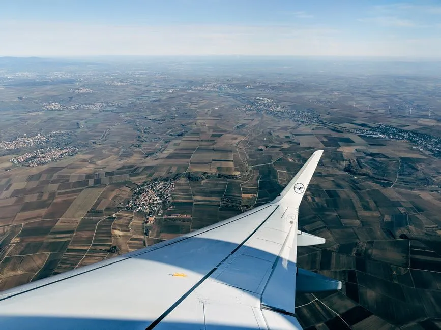 Sustainable Flying Choices: Water and Air Signs Leading the Shift (Image Credits: Pexels)