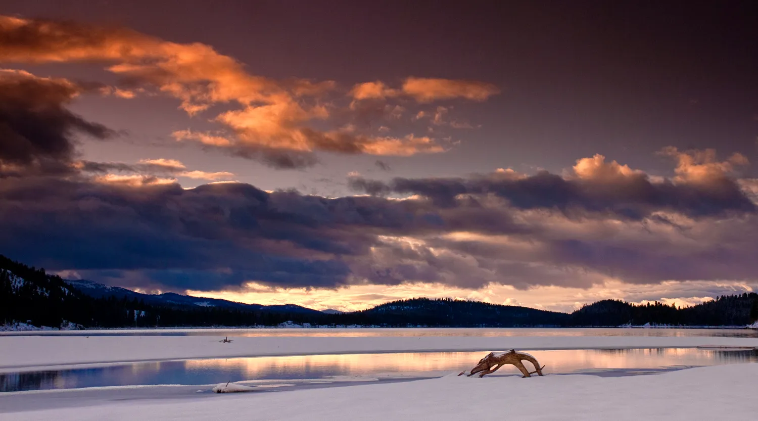 Ponderosa State Park: A Peninsula of Pines (Payette Lake North Shore Sunrise, CC BY 2.0)