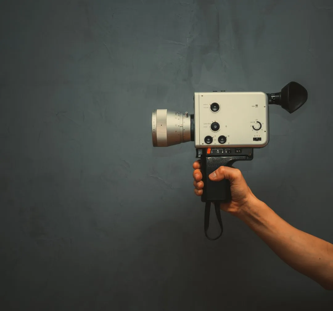 How Super 8 Made Filming Foolproof (Image Credits: Unsplash)