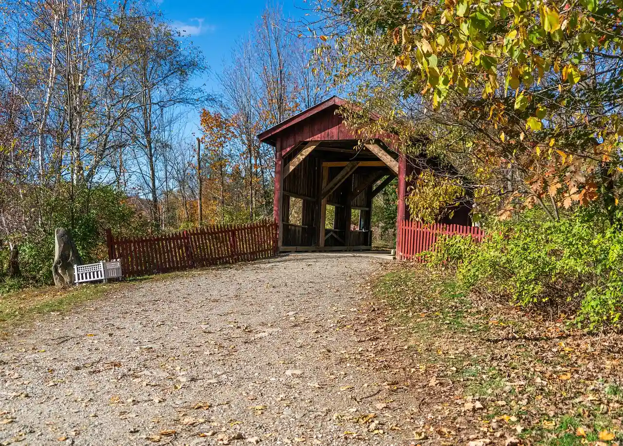 Vermont's Covered Bridges: A Record That Stands Alone (Image Credits: Pixabay)