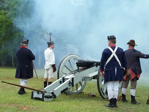 The First Shots Fired South of New England (By Thinkingsoutherner at English Wikipedia, CC BY 2.5)