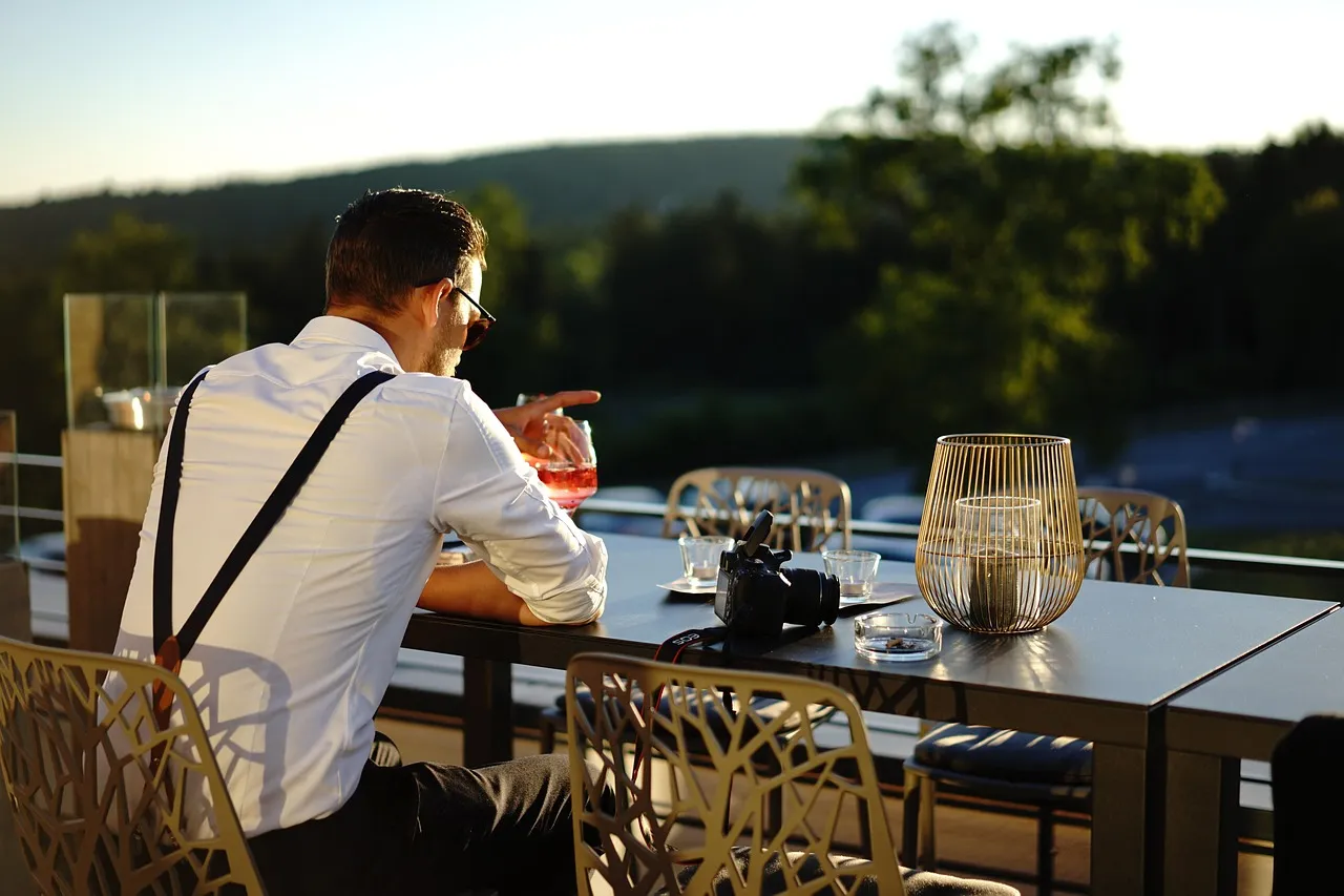 Smaller Guest Lists, Deeper Connections (Image Credits: Pixabay)