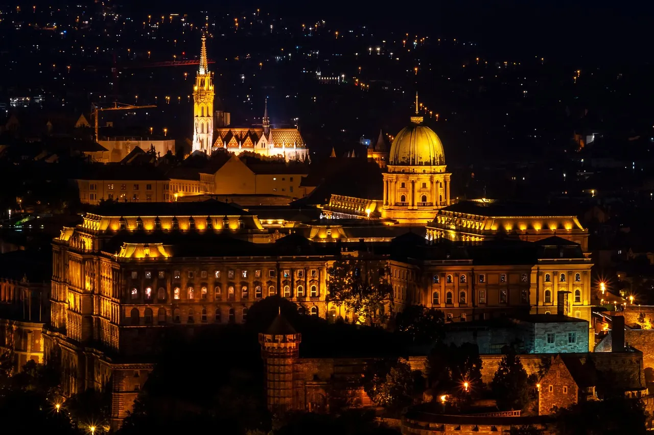 The City Hopper: Energized by Density (Image Credits: Pixabay)
